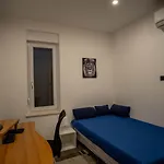 Panorama Apartment *